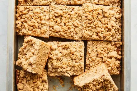 Applesauce Coffee Cake